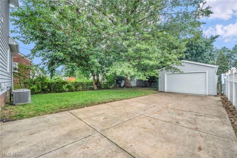 6507 Forest Avenue Parma OH 44129