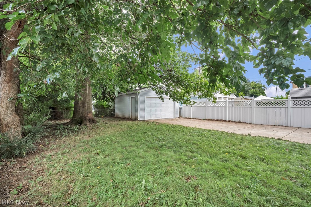 6507 Forest Avenue Parma OH 44129