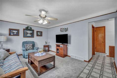 6507 Forest Avenue Parma OH 44129