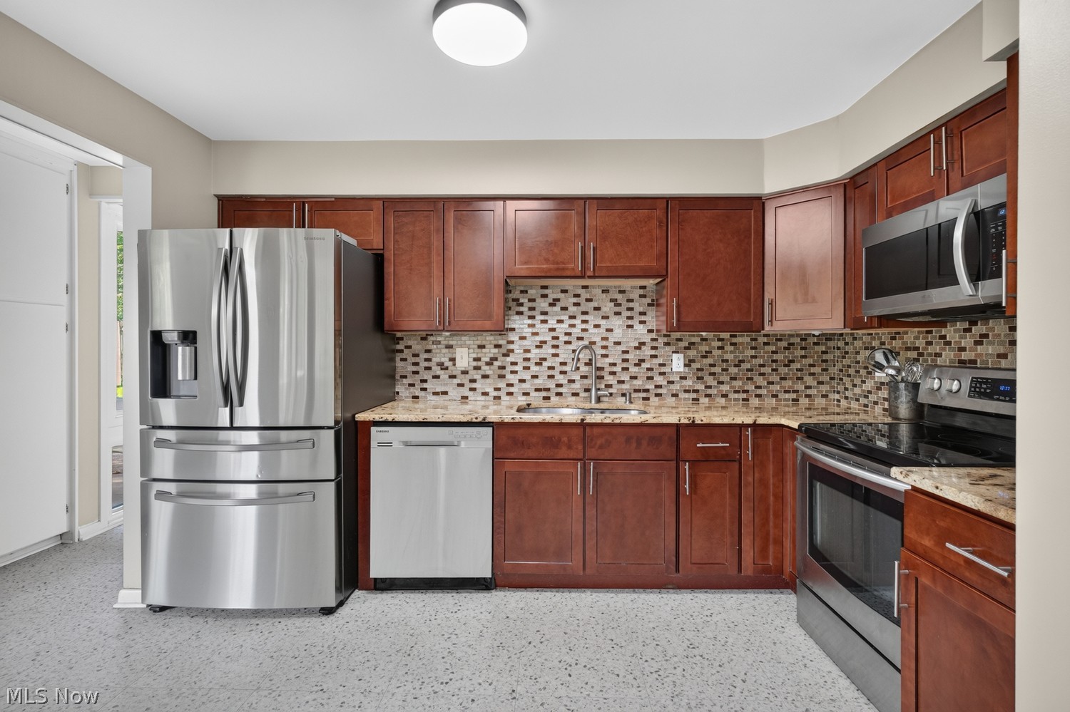 24080 Fairmount Boulevard Shaker Heights OH 44122