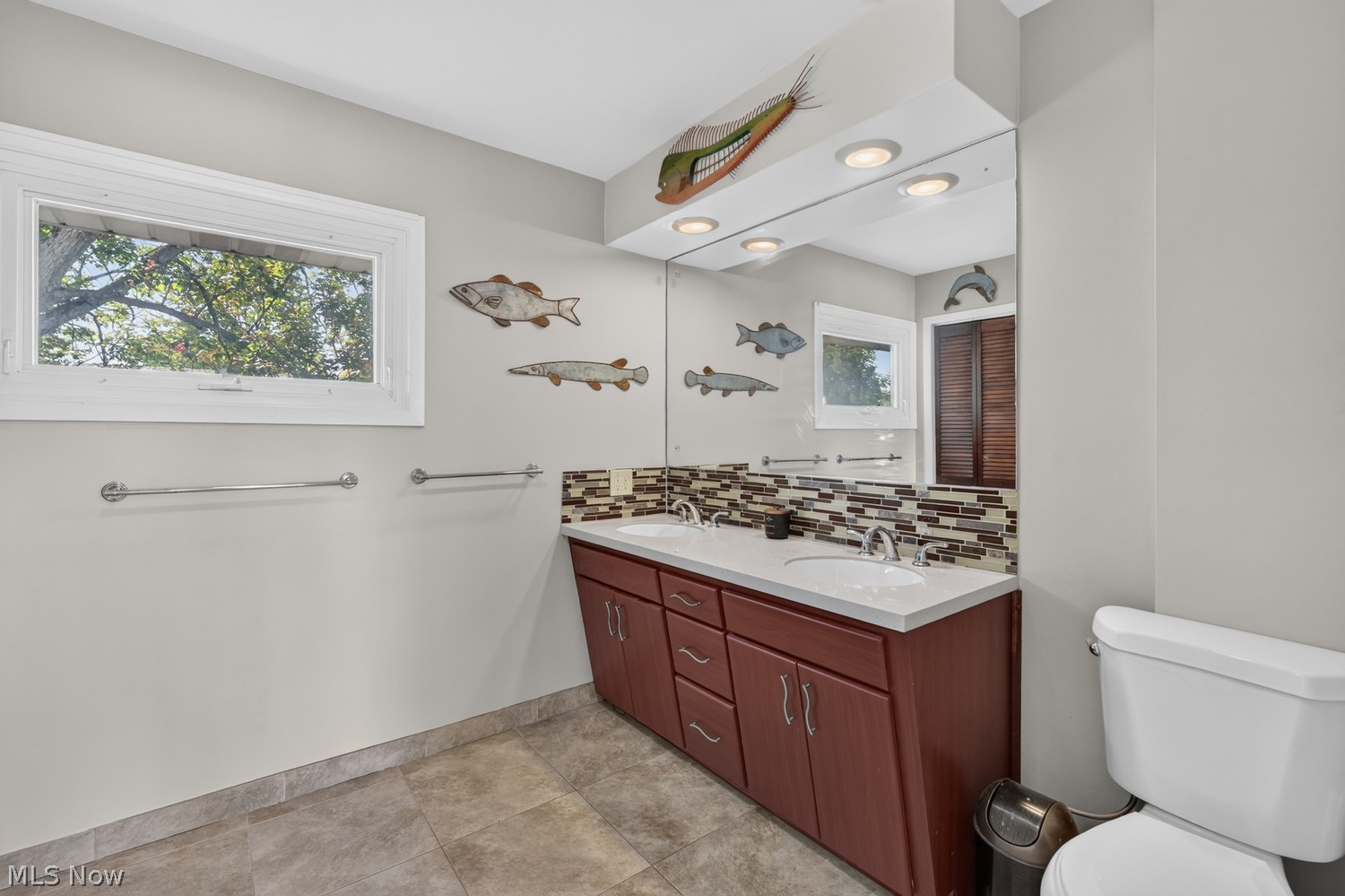 24080 Fairmount Boulevard Shaker Heights OH 44122