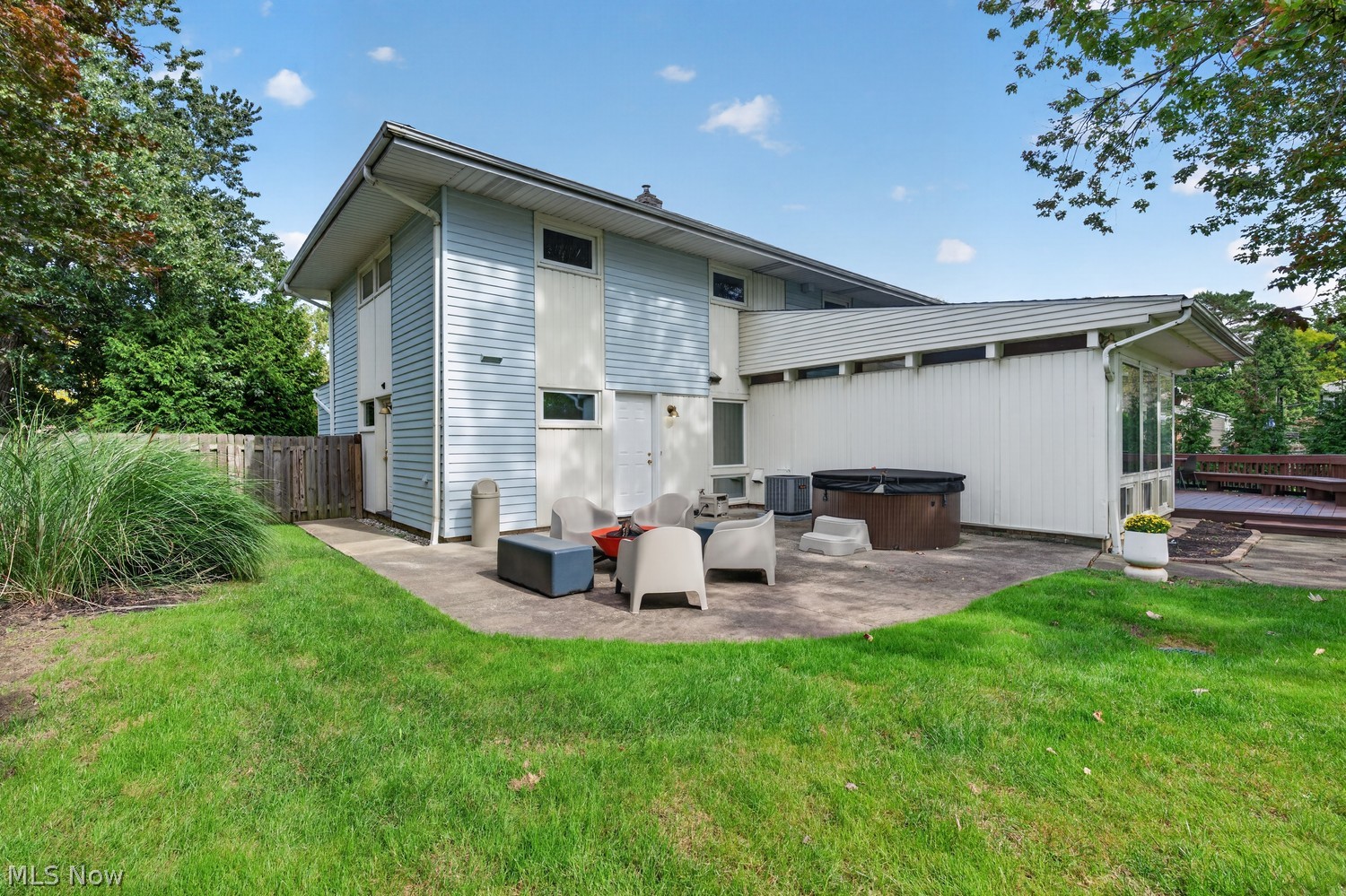 24080 Fairmount Boulevard Shaker Heights OH 44122