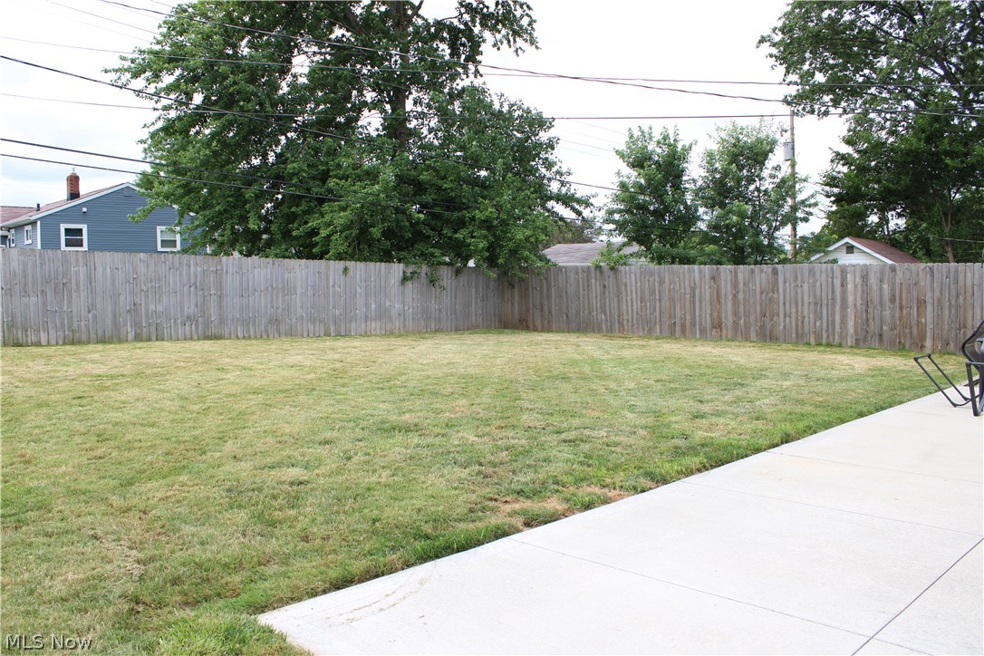 13605 Crestway Drive Brook Park OH 44142