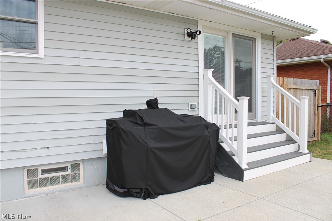 13605 Crestway Drive Brook Park OH 44142