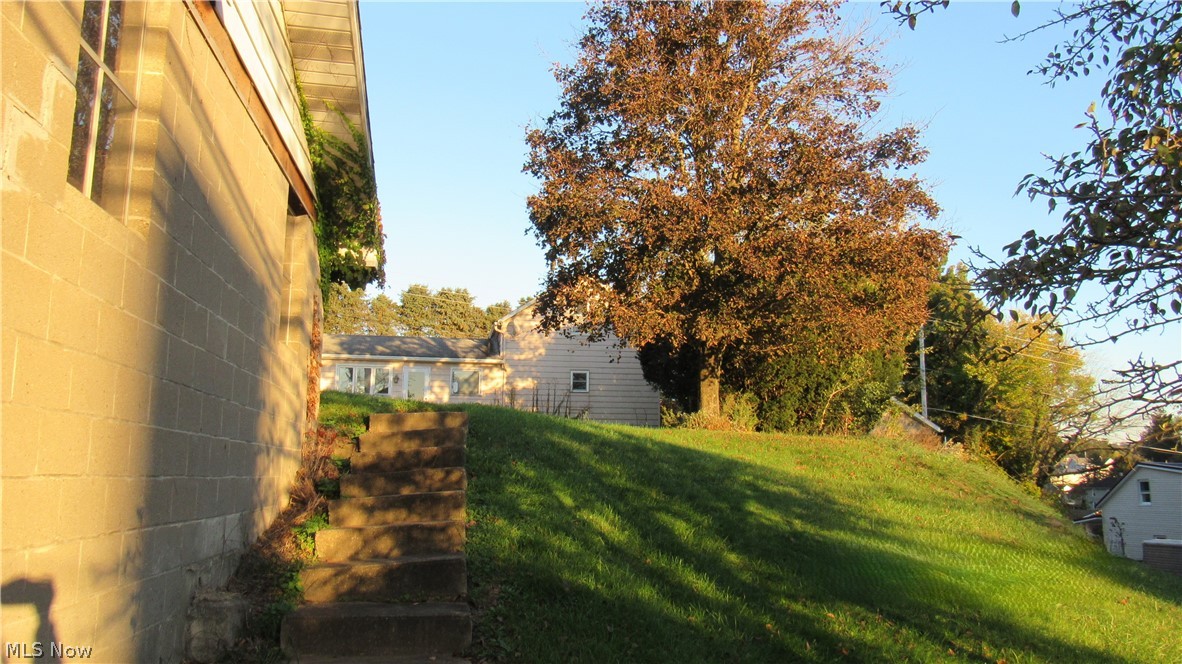 281 Brady Street Magnolia OH 44643