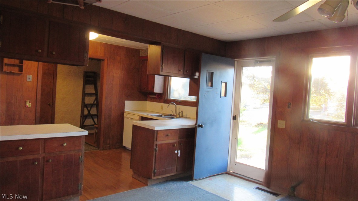 281 Brady Street Magnolia OH 44643