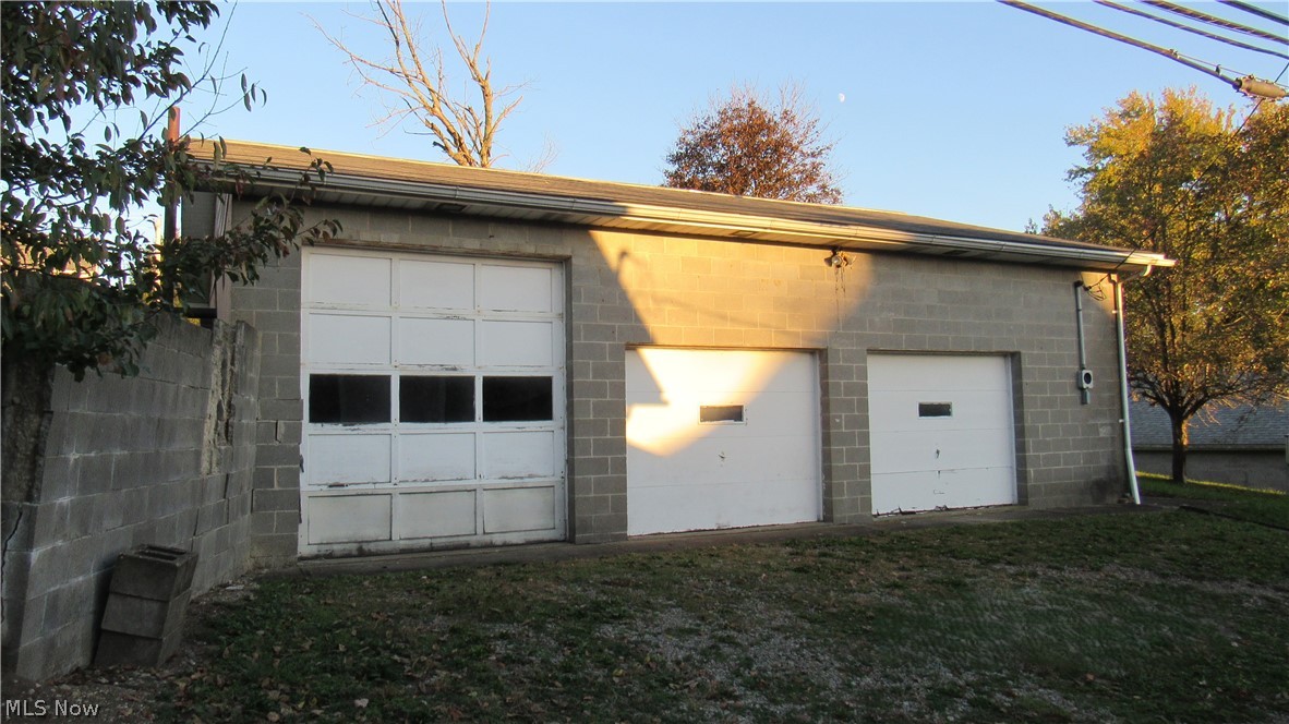 281 Brady Street Magnolia OH 44643