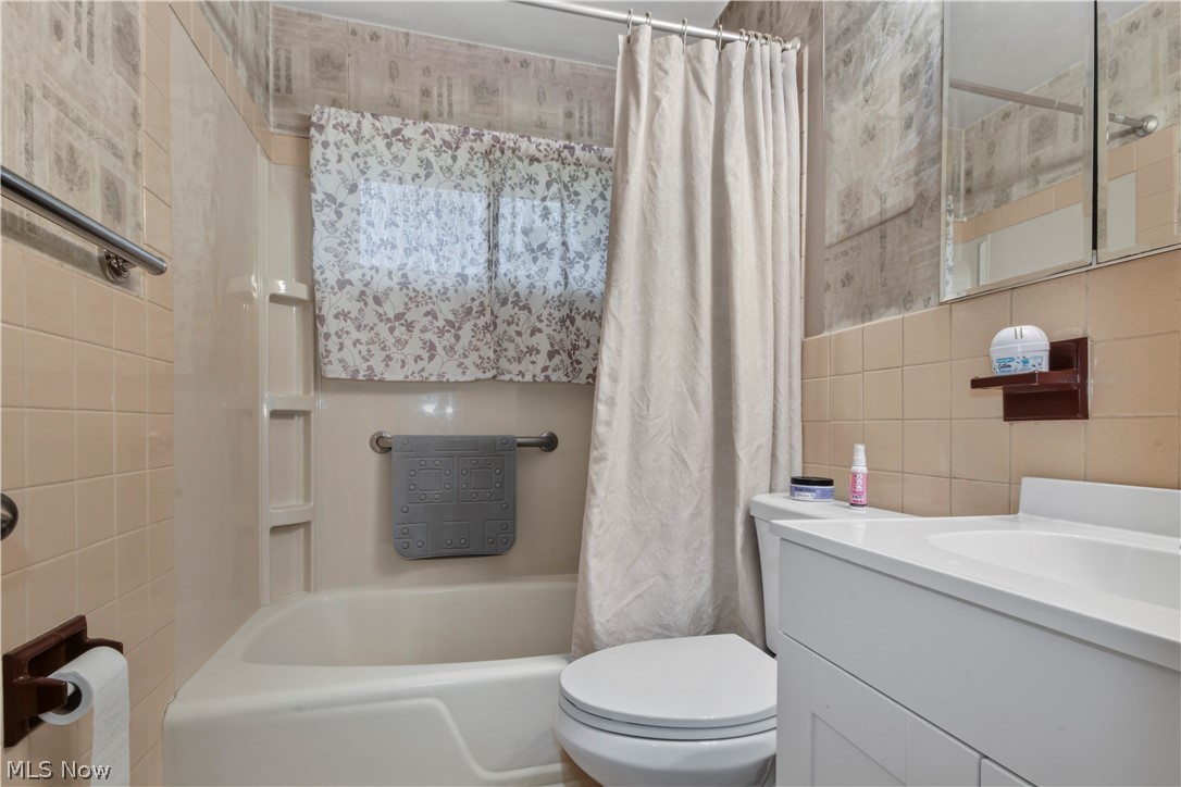 945 Larkridge Avenue Boardman OH 44512