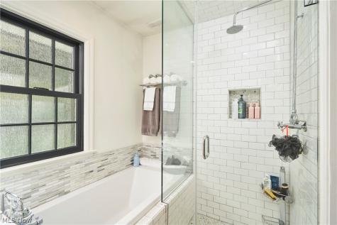 351 Overwood Road Akron OH 44313