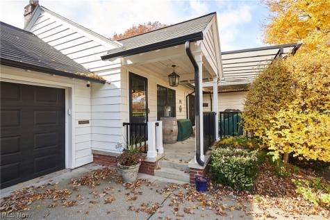 351 Overwood Road Akron OH 44313