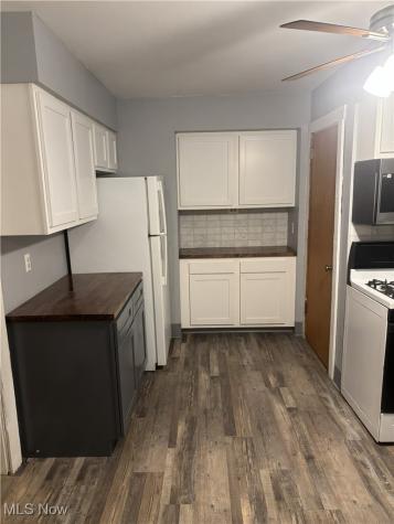 1019 Quilliams Road Cleveland Heights OH 44121