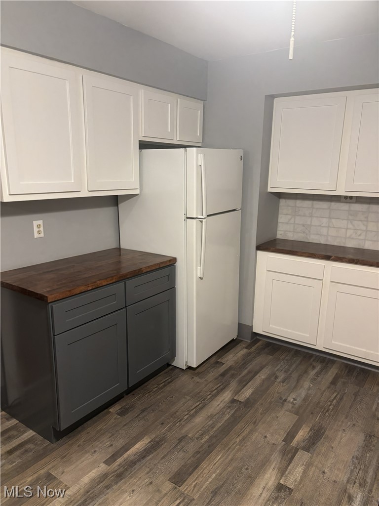 1019 Quilliams Road Cleveland Heights OH 44121
