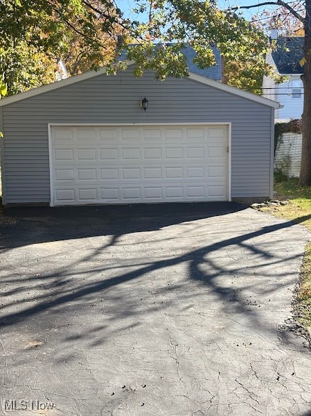 1019 Quilliams Road Cleveland Heights OH 44121