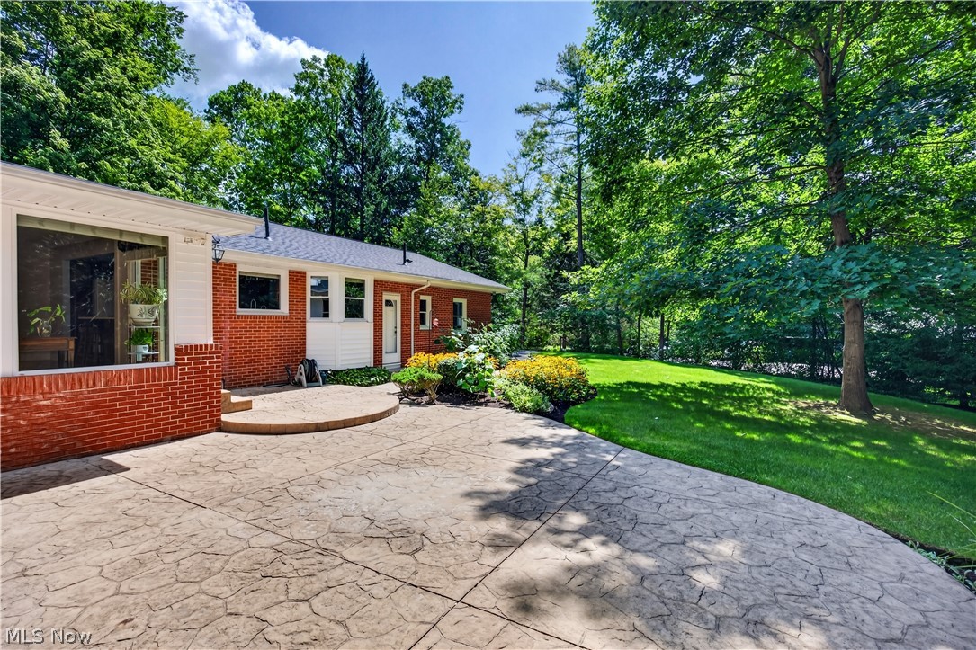 14012 Fox Hollow Drive Novelty OH 44072