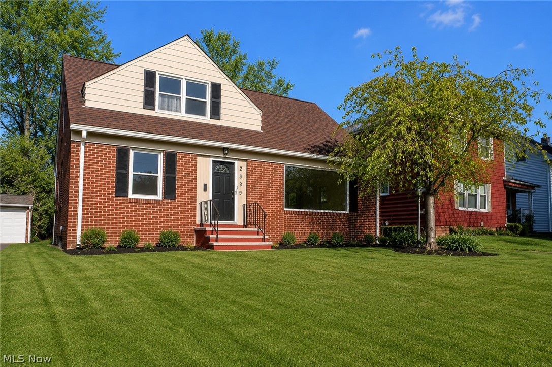 2529 Canterbury Road Cleveland Heights OH 44118