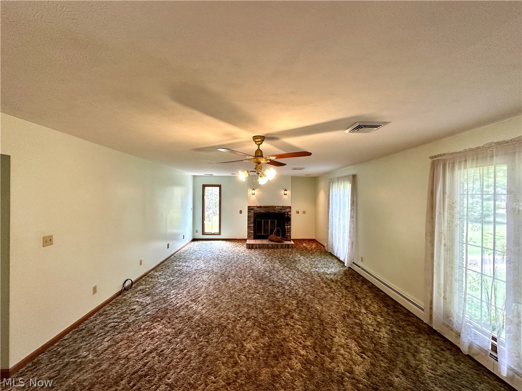 1465 Warner Road Hubbard OH 44425