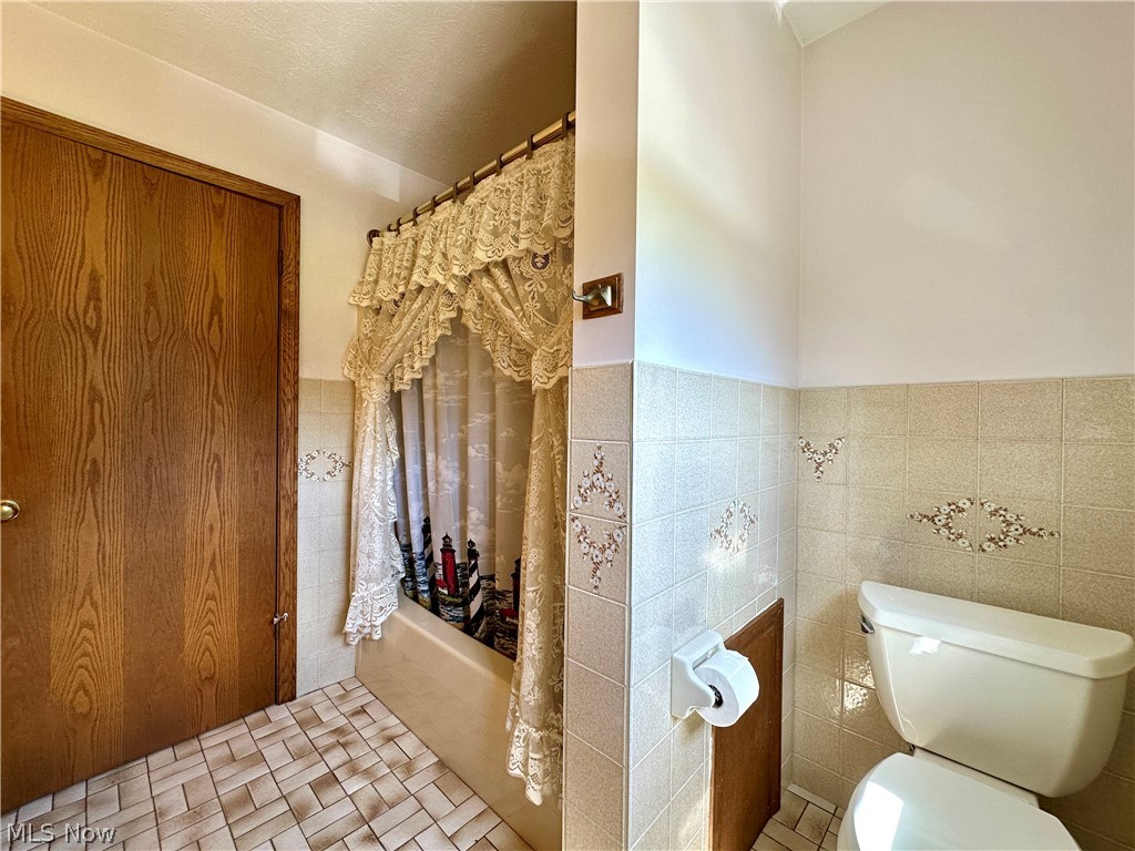 1465 Warner Road Hubbard OH 44425