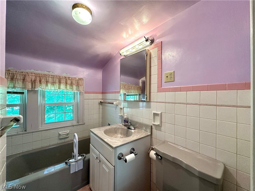 1465 Warner Road Hubbard OH 44425