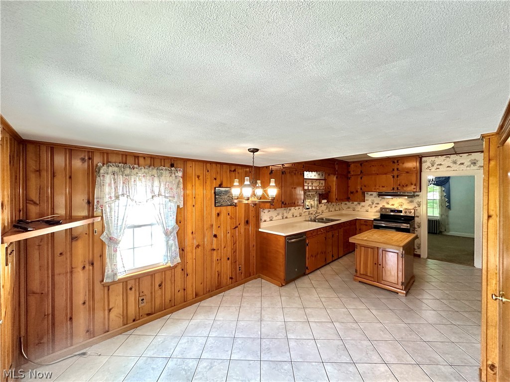 1465 Warner Road Hubbard OH 44425