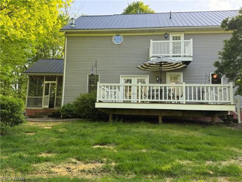 2270 Grenchen Drive Millersburg OH 44654