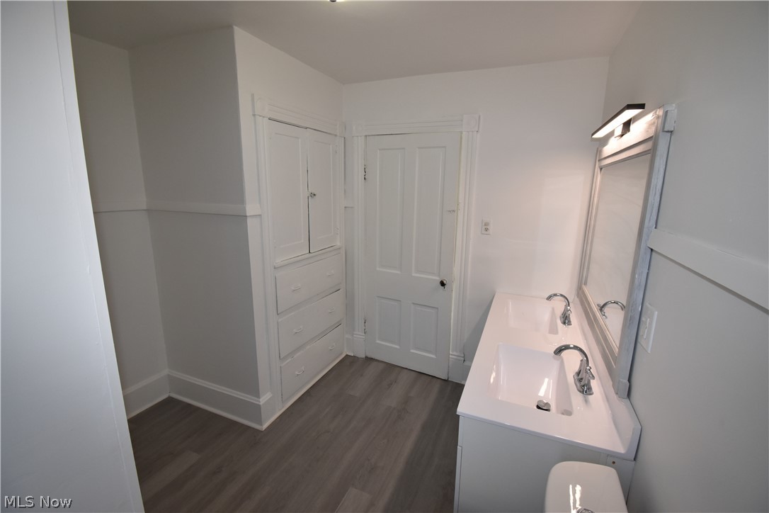 201 W Line Street Minerva OH 44657