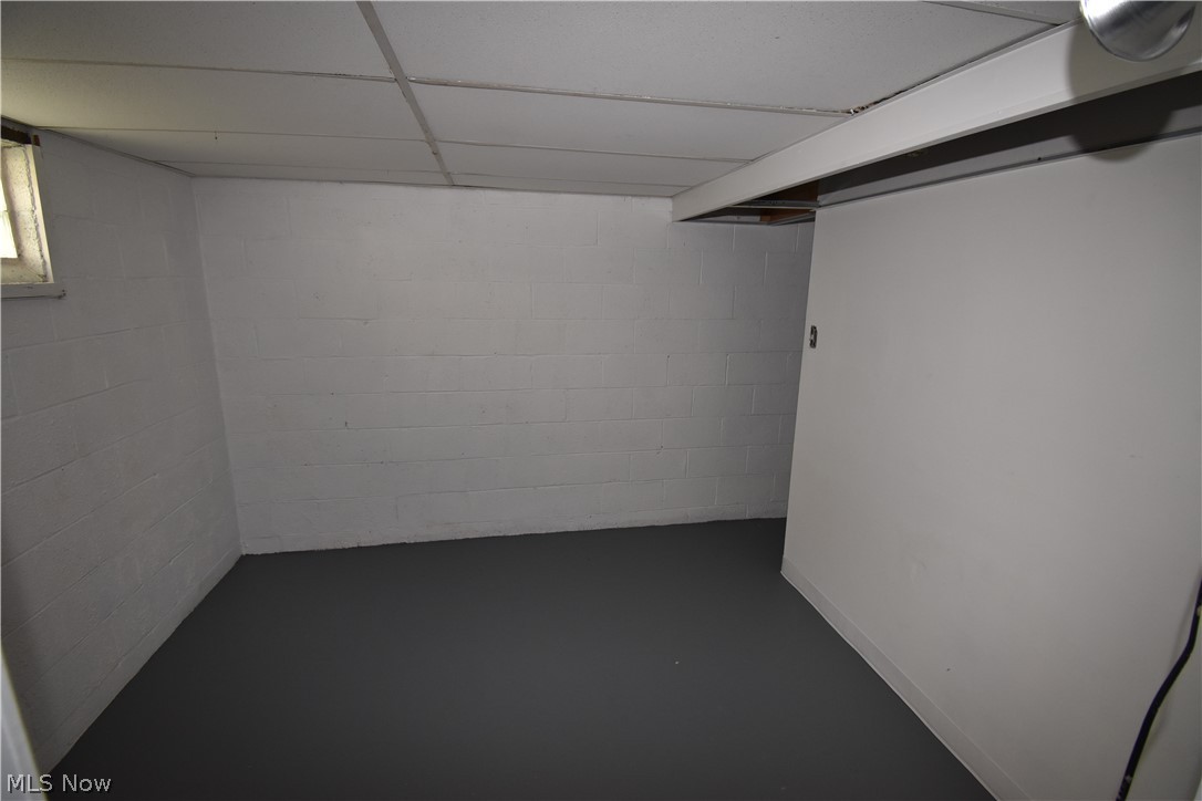 201 W Line Street Minerva OH 44657