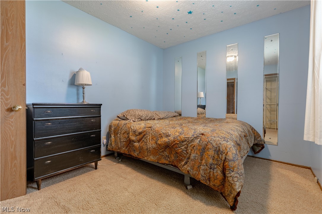 408 4th Street NE New Philadelphia OH 44663