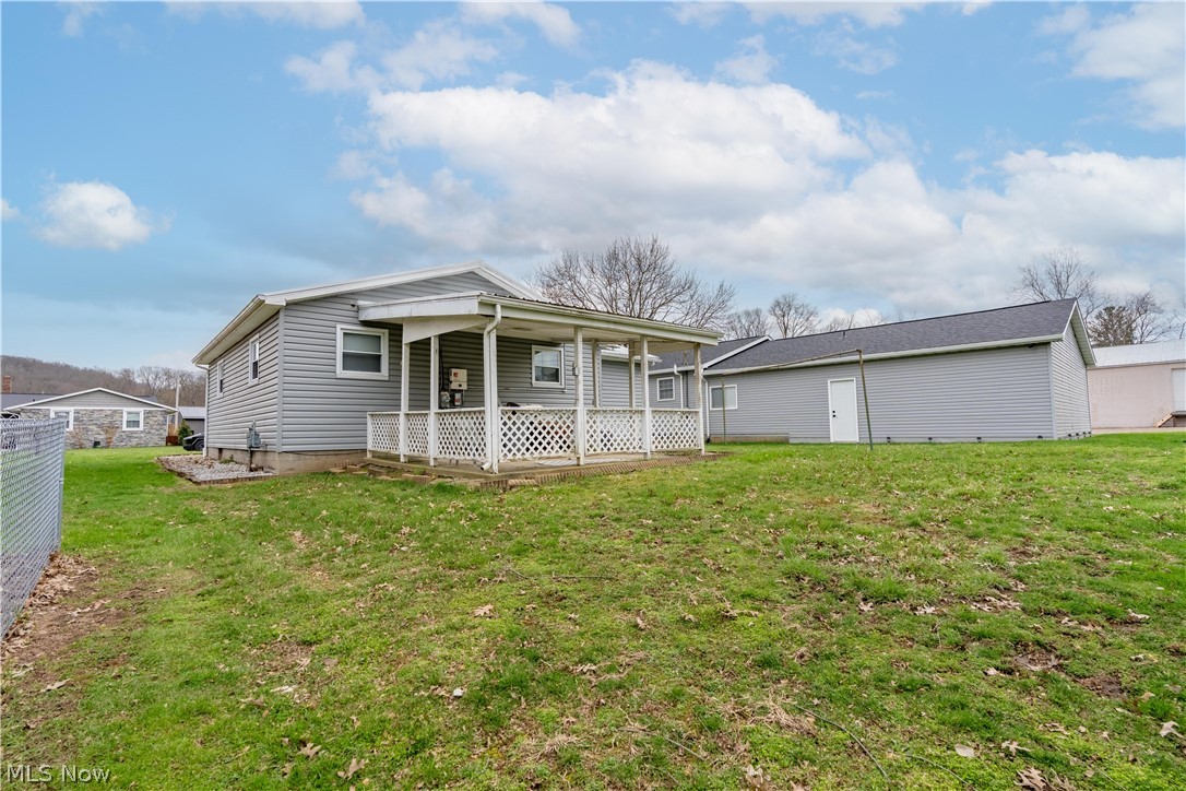 408 4th Street NE New Philadelphia OH 44663