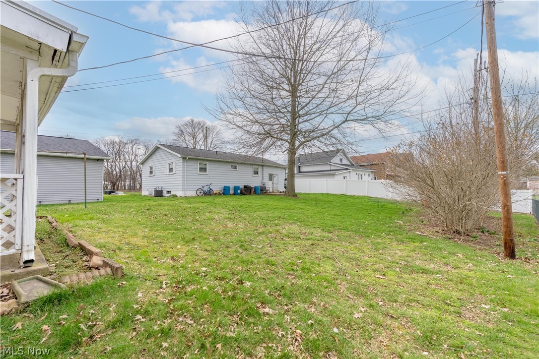 408 4th Street NE New Philadelphia OH 44663