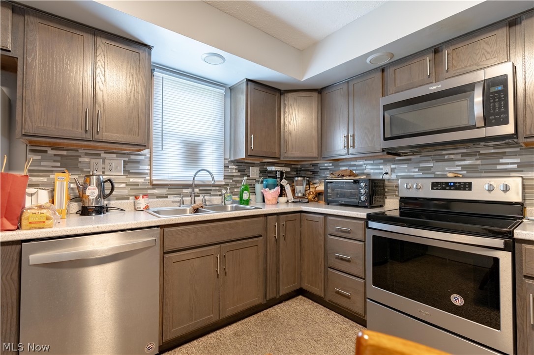 408 4th Street NE New Philadelphia OH 44663