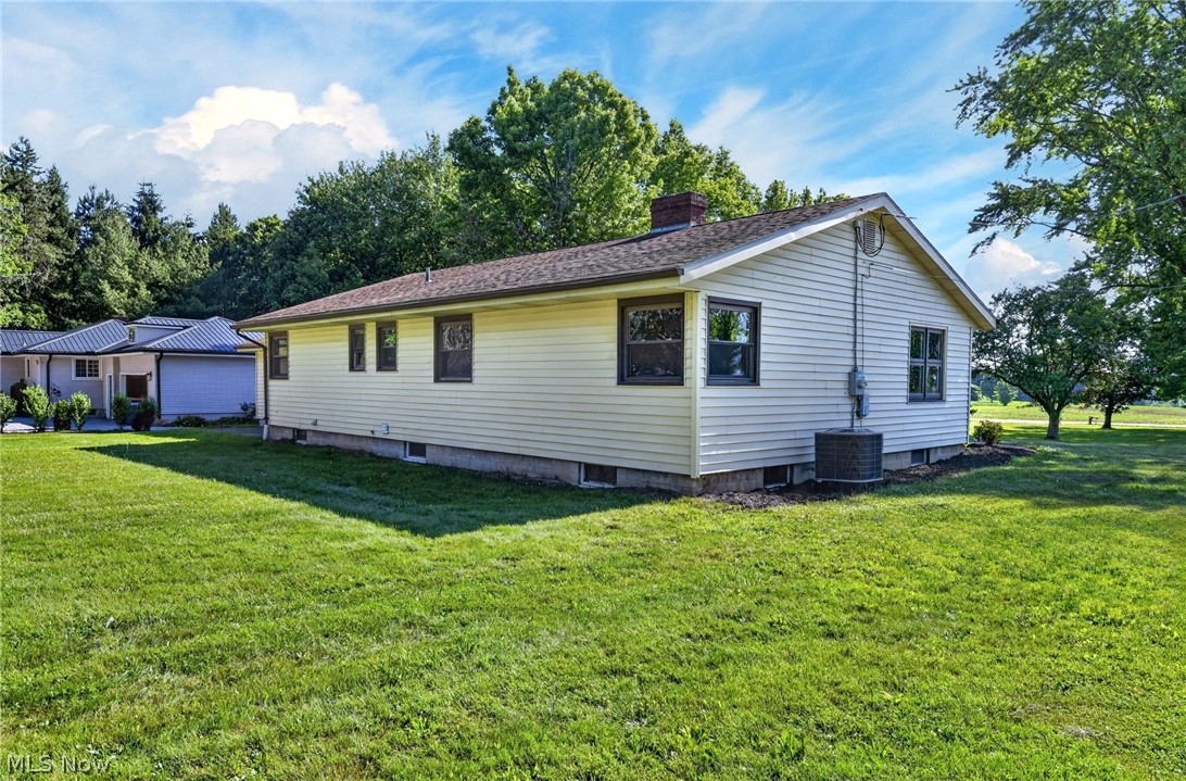 4179 Fairfield School Road Leetonia OH 44431