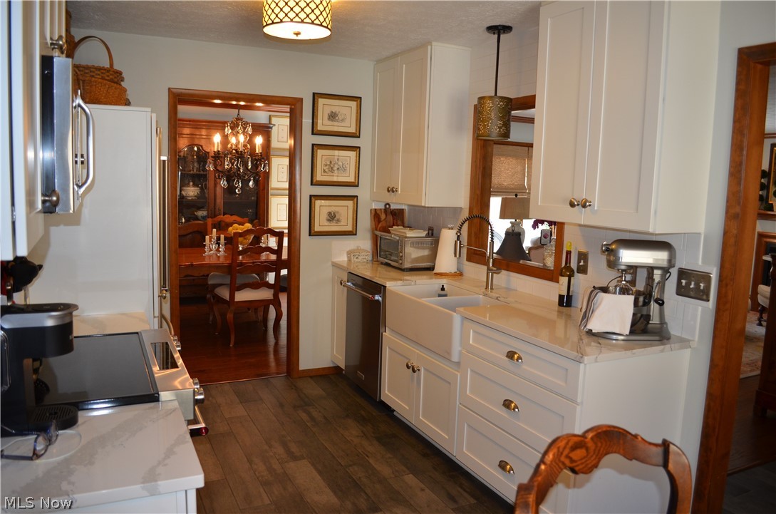 11216 Blodgett Creek Trail Strongsville OH 44149