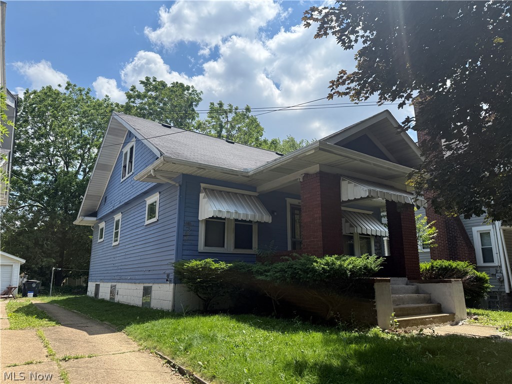 1011 Chalker Street Akron OH 44310