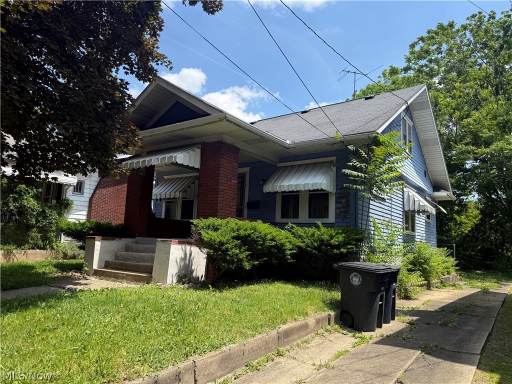 1011 Chalker Street Akron OH 44310