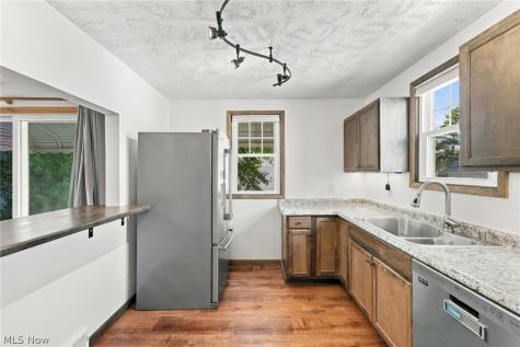 1434 Sunset Road Mayfield Heights OH 44124