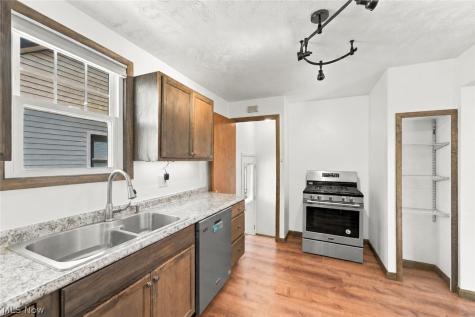 1434 Sunset Road Mayfield Heights OH 44124