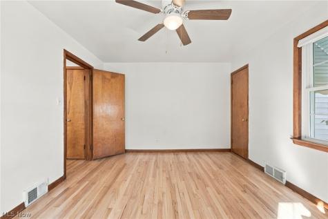 1434 Sunset Road Mayfield Heights OH 44124