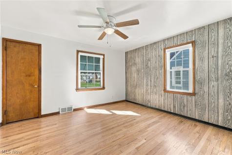 1434 Sunset Road Mayfield Heights OH 44124