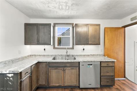 1434 Sunset Road Mayfield Heights OH 44124