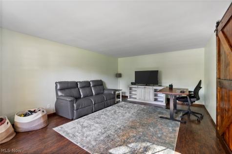 2115 Hunting Valley Street NW North Canton OH 44720