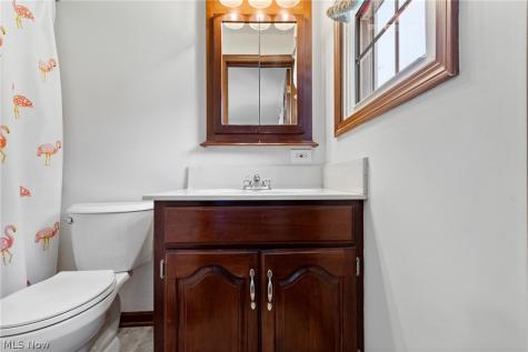 2115 Hunting Valley Street NW North Canton OH 44720