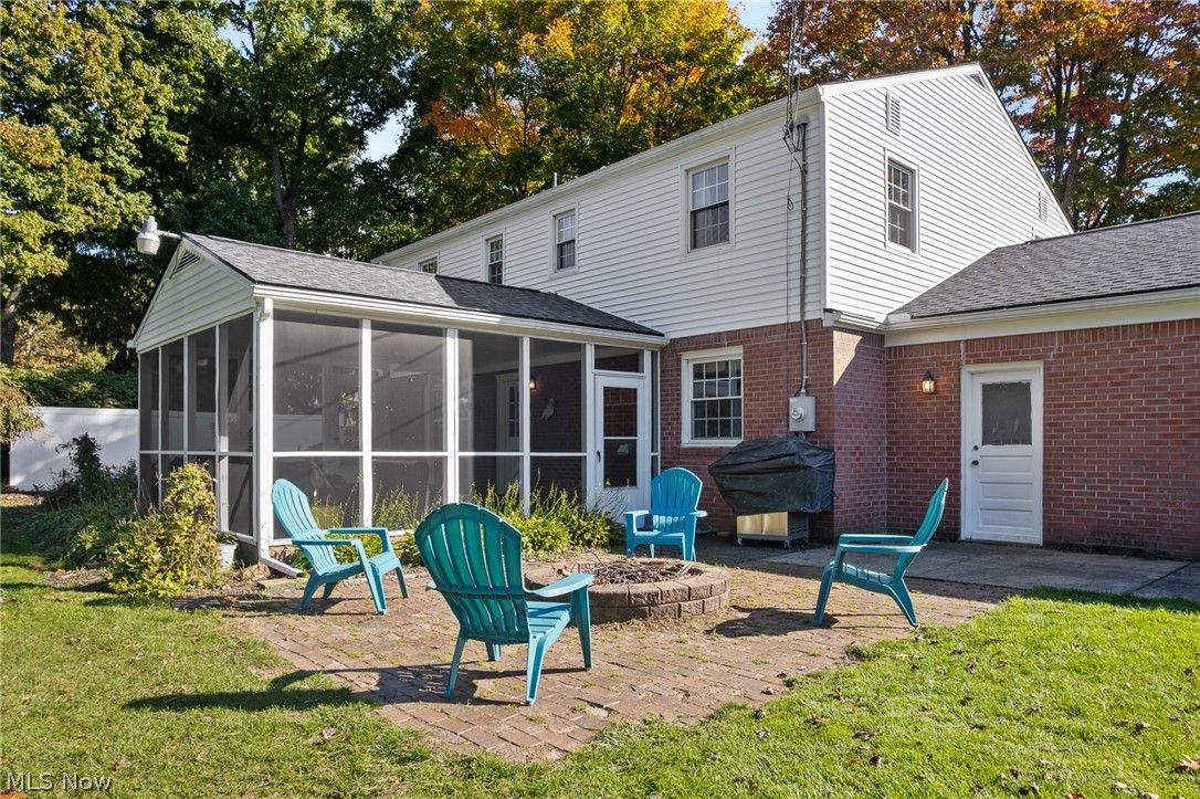 2115 Hunting Valley Street NW North Canton OH 44720