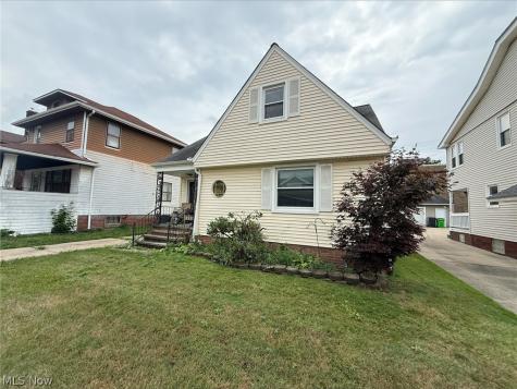 9512 Dorothy Avenue Garfield Heights OH 44125