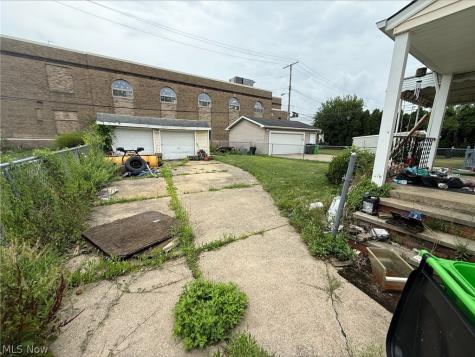9512 Dorothy Avenue Garfield Heights OH 44125