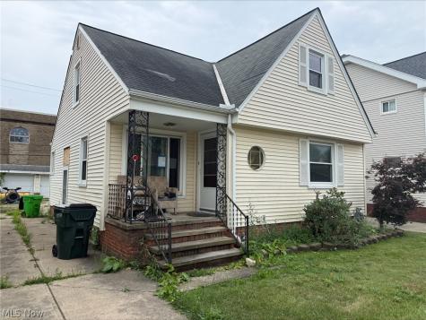 9512 Dorothy Avenue Garfield Heights OH 44125