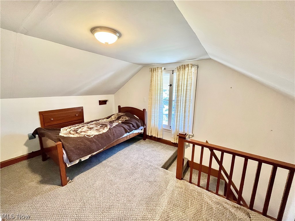716 Grove Street Conneaut OH 44030