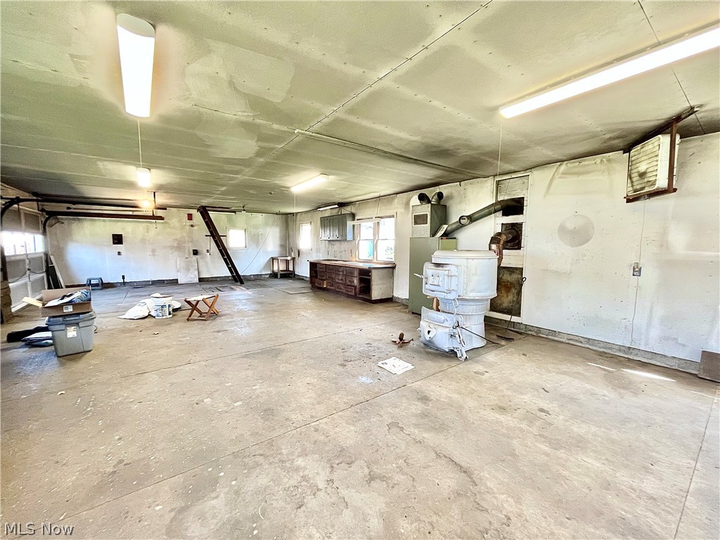 716 Grove Street Conneaut OH 44030