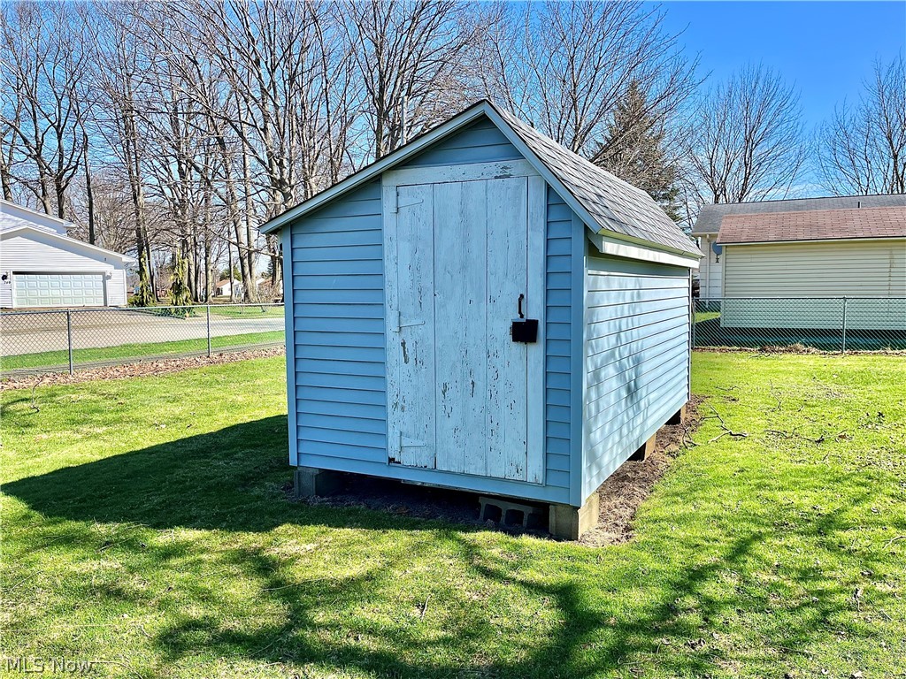 716 Grove Street Conneaut OH 44030