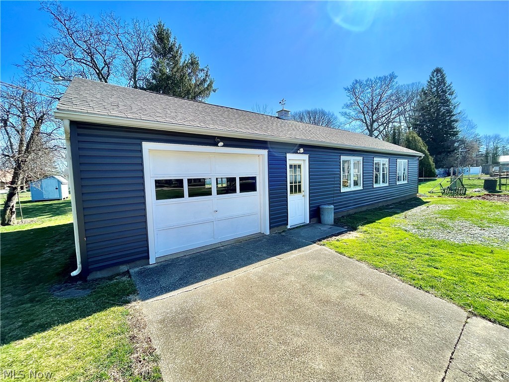 716 Grove Street Conneaut OH 44030
