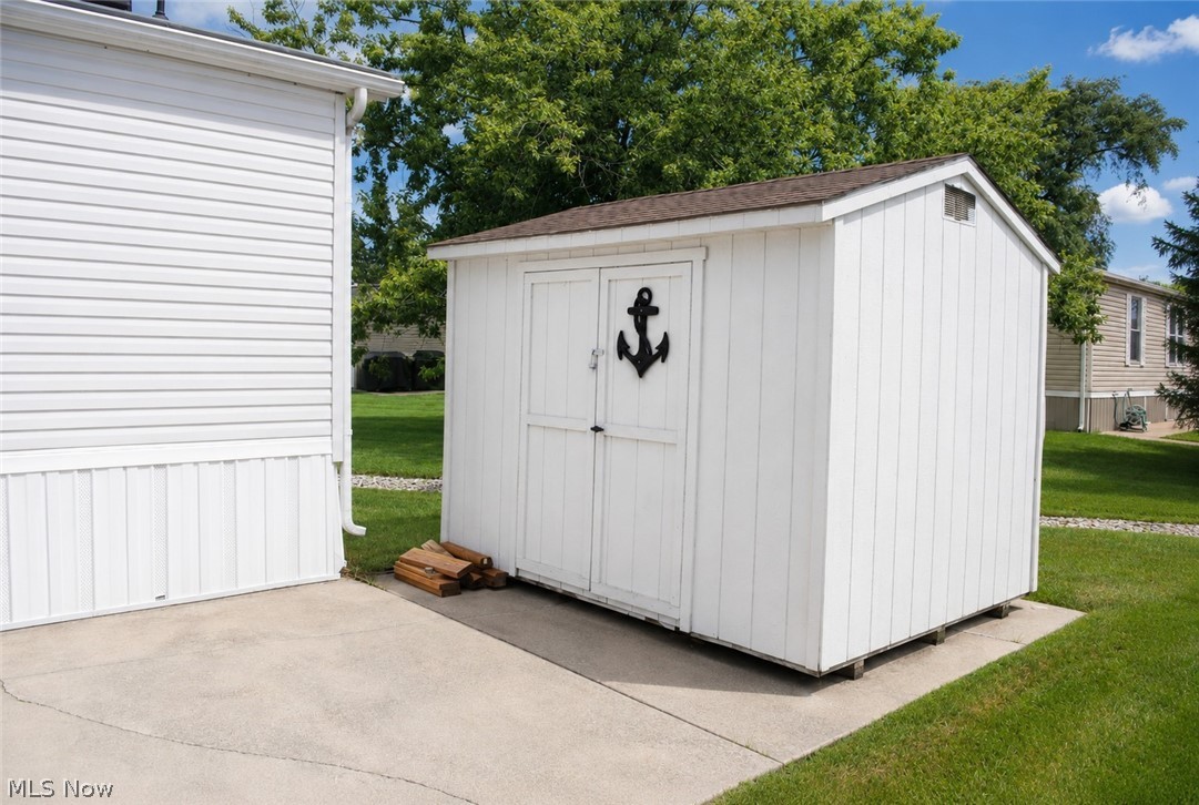1763 NE Catawba Road Port Clinton OH 43452